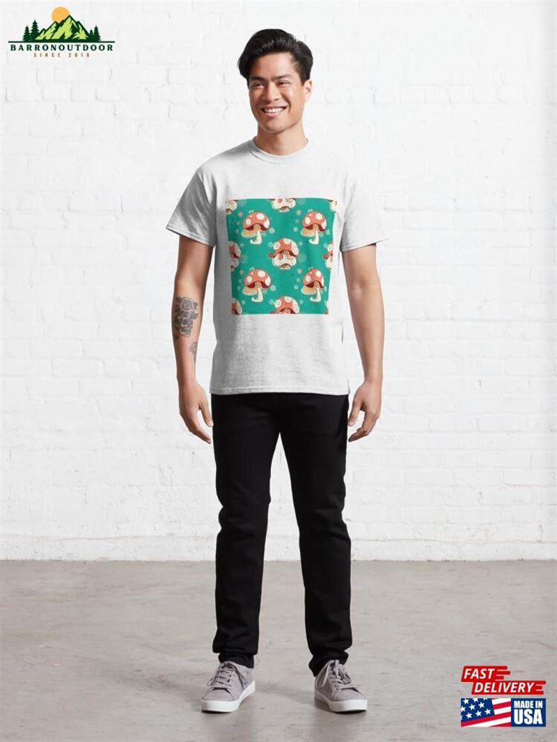Mushroom Pattern Classic T-Shirt Sweatshirt Hoodie Mushroom Pattern Classic T-Shirt Sweatshirt Hoodie