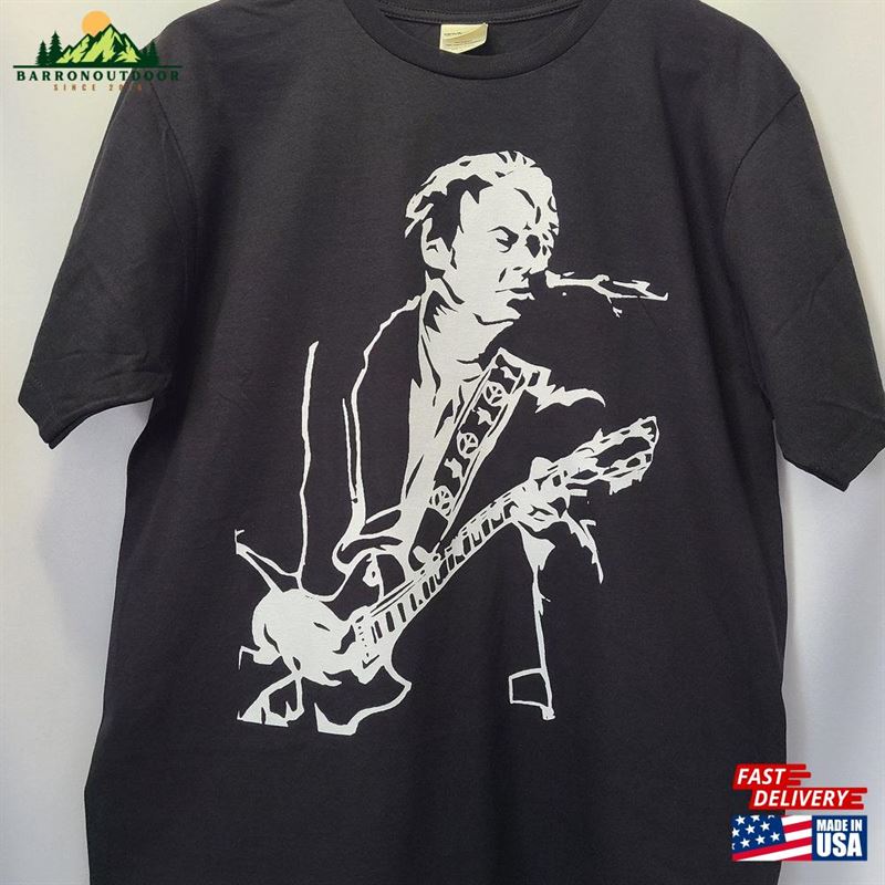 Neil Young North American Tour 2008 Concert Tee Double Sided Organic Cotton Size Large Unisex T-Shirt Neil Young North American Tour 2008 Concert Tee Double Sided Organic Cotton Size Large Unisex T-Shirt