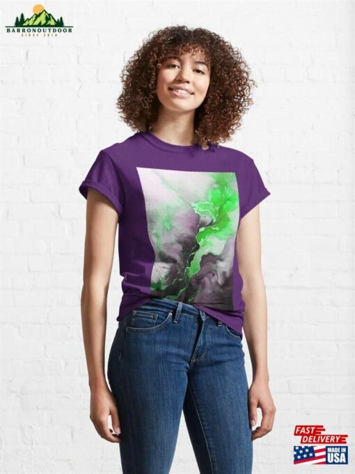 Neon Nightfall Fusion Abstract Alcohol Ink Art In Aubergine And Green Classic T-Shirt Hoodie