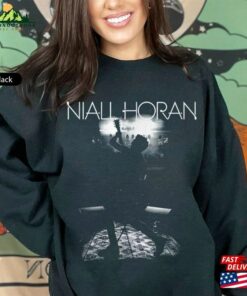 Niall Horan Vintage Sweatshirt The Show Graphic Tee Classic T-Shirt