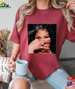 Nicki Minaj Album Queen Of Rapper Anaconda Groove Unisex Classic Nicki Minaj Album Queen Of Rapper Anaconda Groove Unisex Classic