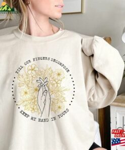 Noah Kahan Shirt Stick Season Sweatshirt Merch T-Shirt Hoodie 1 Noah Kahan Shirt Stick Season Sweatshirt Merch T Shirt Hoodie 2