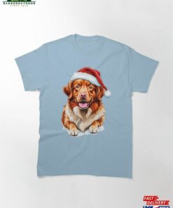 Nova Scotia Duck Tolling Retriever In Christmas Hat Classic T Shirt Unisex 2