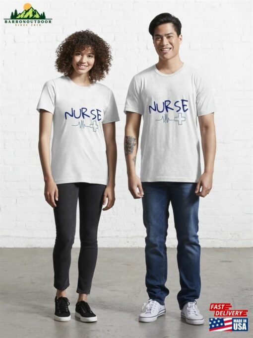 Nurse Essential T-Shirt Sweatshirt