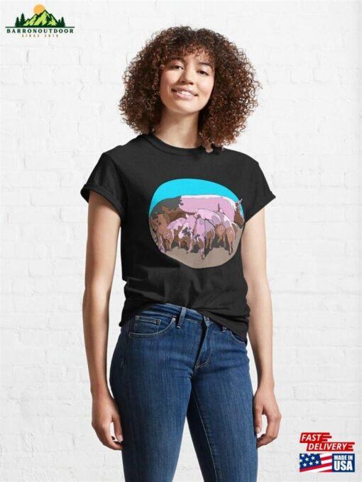 Nursing Pigs Classic T-Shirt Sweatshirt