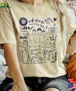 O Ne Ni Ght T T-Shirt Sweatshirt