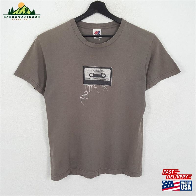 Oasis British Rock Band Center Logo Design T-Shirt Sweatshirt Oasis British Rock Band Center Logo Design T-Shirt Sweatshirt