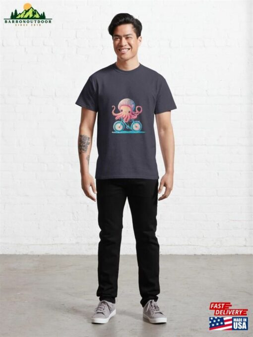 Octopus Riding A Bicycle Classic T-Shirt Hoodie Unisex