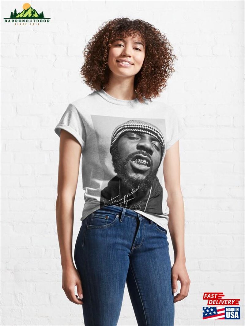 Odumodublvck Mc Oluomo Classic T-Shirt Unisex Odumodublvck Mc Oluomo Classic T-Shirt Unisex